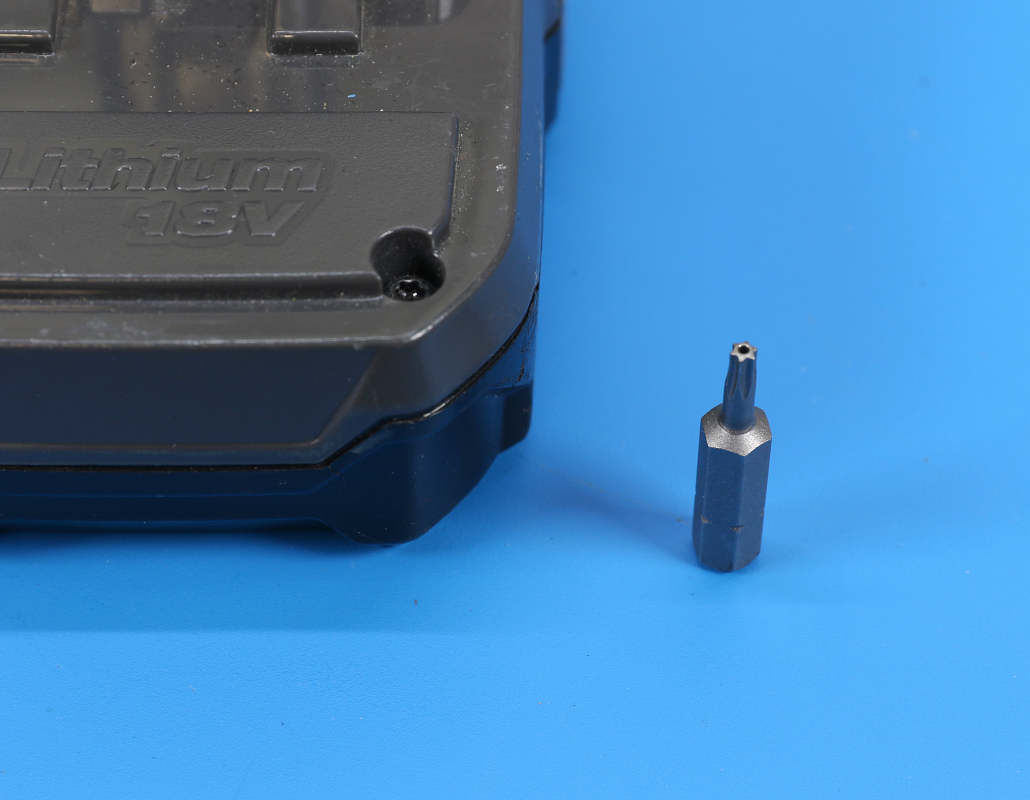 Which torx to use in a ryobi 20v battery